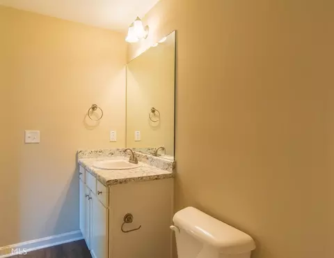 302 Pond View Rd, Macon, GA 31206 photo 13