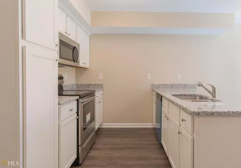 302 Pond View Rd, Macon, GA 31206 photo 6