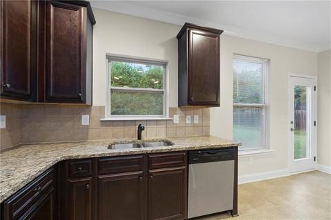 1202 Pebble Rock Rd, Hampton, GA 30228 photo 8
