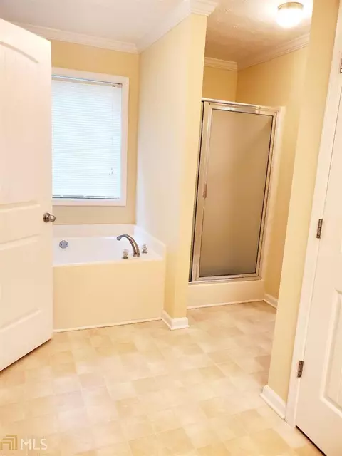 155 Shadowbrook Dr, Covington, GA 30016 photo 4