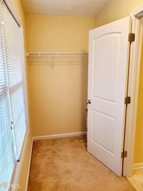 155 Shadowbrook Dr, Covington, GA 30016 photo 2