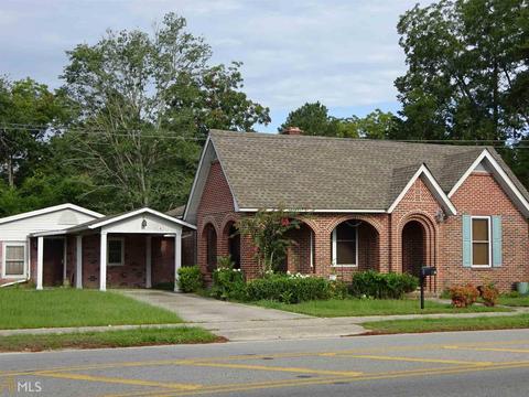 8 N Ralph St, Claxton, GA 30417 photo 1