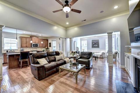 489 Bishopton St, Grayson, GA 30017 photo 4
