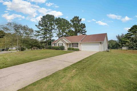 64 Eva Dr, Hampton, GA 30228 photo 3