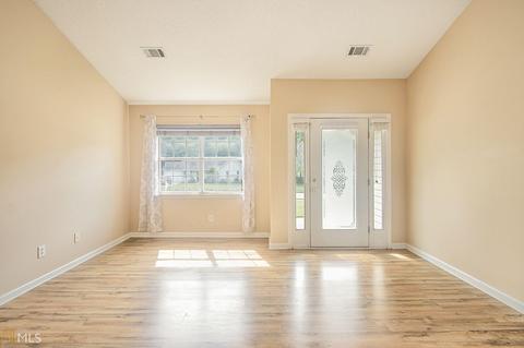 64 Eva Dr, Hampton, GA 30228 photo 4