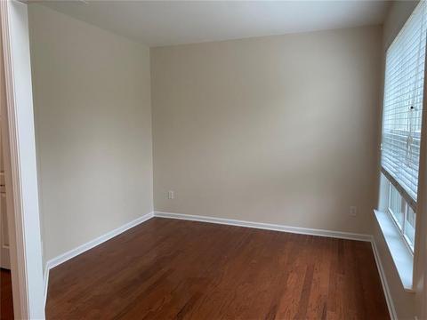330 Hammersmith Dr, Suwanee, GA 30024 photo 13