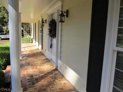 1027 Riverside Dr, Lagrange, GA 30240 photo 3