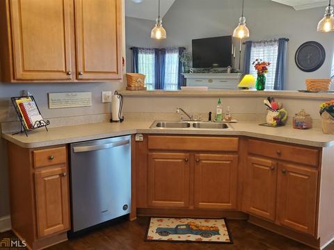 1012 Clover Leaf Dr, Mcdonough, GA 30252 photo 6