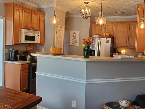 1012 Clover Leaf Dr, Mcdonough, GA 30252 photo 5