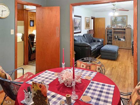 562 Franklin St, Jackson, GA 30233 photo 7