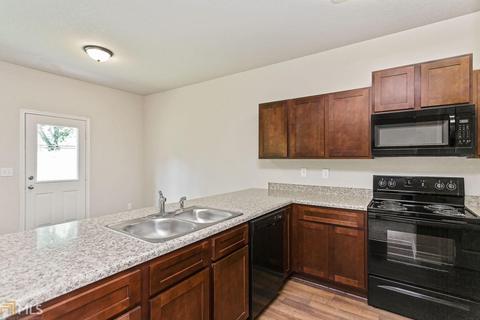 11416 Kilpatrick Ln, Hampton, GA 30228 photo 6