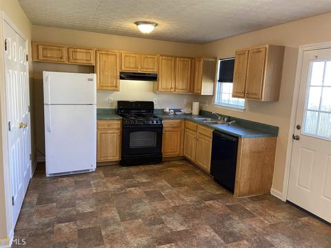 765 Compton Ln, Mcdonough, GA 30253 photo 3
