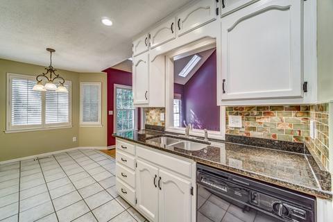 3417 Mosswood Ln, Rex, GA 30273 photo 9