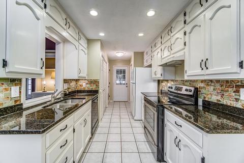 3417 Mosswood Ln, Rex, GA 30273 photo 12
