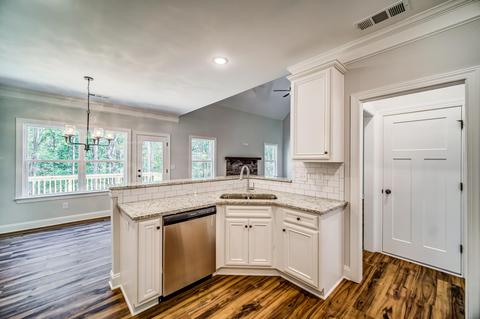 142 Spring Lake Trl, White, GA 30184 photo 15