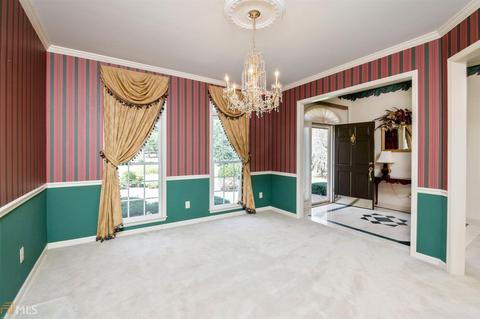 1034 Riverside Dr, Lagrange, GA 30240 photo 4