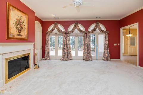 1034 Riverside Dr, Lagrange, GA 30240 photo 9