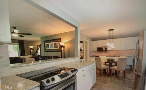1731 Plunketts Rd, Buford, GA 30519 photo 7