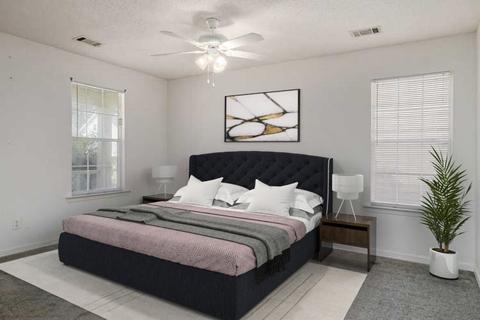 1300 N Hampton, Hampton, GA 30228 photo 3