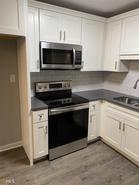 17 Lemon Pl, Mcdonough, GA 30253 photo 8