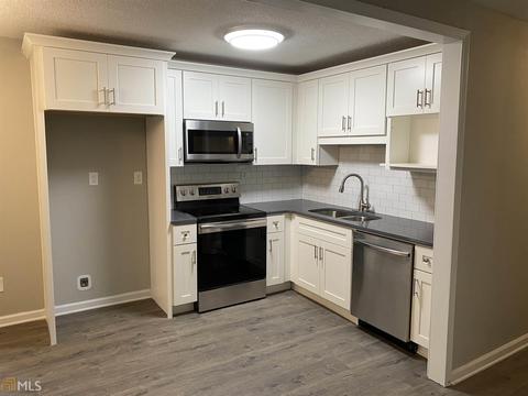 17 Lemon Pl, Mcdonough, GA 30253 photo 5