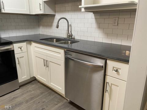 17 Lemon Pl, Mcdonough, GA 30253 photo 7