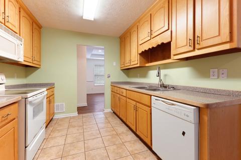 75 Yancey Rd, Covington, GA 30014 photo 9