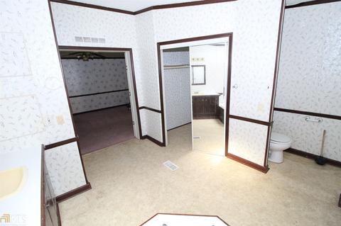 802 E Old Wire Rd, Butler, GA 31006 photo 37