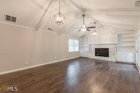 2198 Pinehurst Ct, Grayson, GA 30017 photo 5