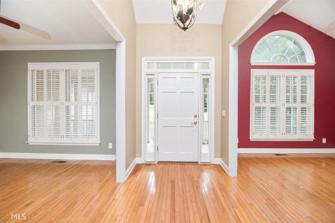 126 Sunny Point Cir, Lagrange, GA 30240 photo 4