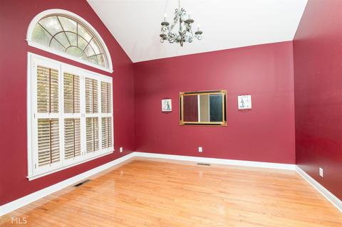 126 Sunny Point Cir, Lagrange, GA 30240 photo 3