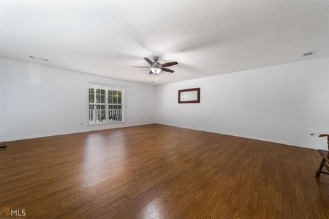 1427 Williams Bridge Rd, Toccoa, GA 30577 photo 2