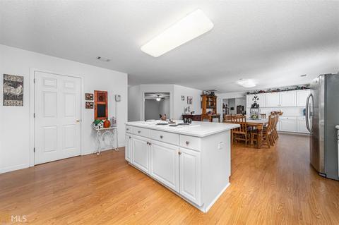1427 Williams Bridge Rd, Toccoa, GA 30577 photo 8