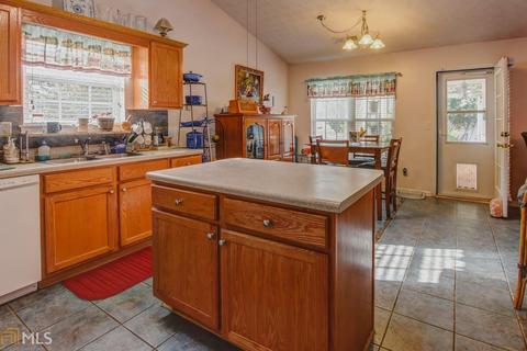 30 Saddlebrook Ct, Covington, GA 30016 photo 11
