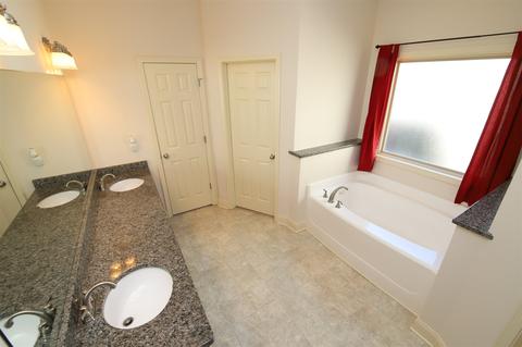 105 Sarah Ln, Lagrange, GA 30241 photo 11