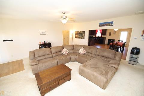 105 Sarah Ln, Lagrange, GA 30241 photo 2