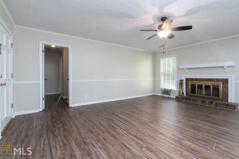 118 Pineview Cir, Forsyth, GA 31029 photo 6