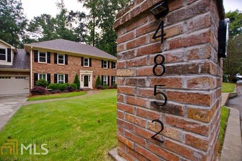 4852 Riveredge Dr, Peachtree Corners, GA 30096 photo 2