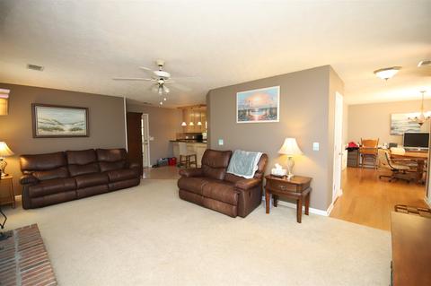 119 Twelve Oaks Dr, Lagrange, GA 30240 photo 2