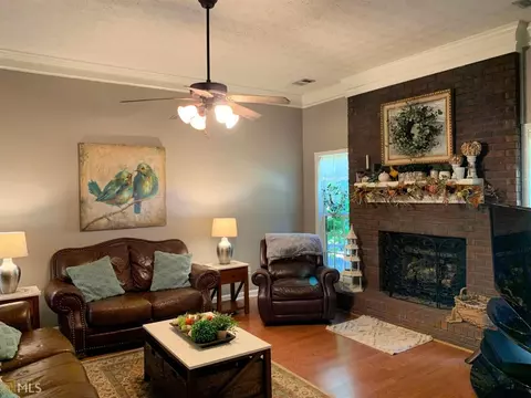 113 Wexford Dr, Lagrange, GA 30241 photo 8