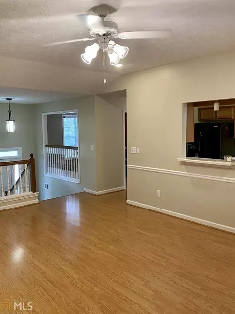 305 Radcliffe Trce, Covington, GA 30016 photo 10
