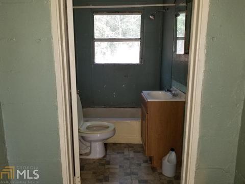 491 Collier Rd, Forsyth, GA 31029 photo 9