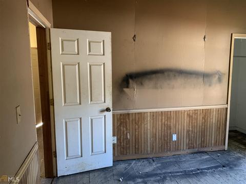 15 3rd St, Newnan, GA 30263 photo 9