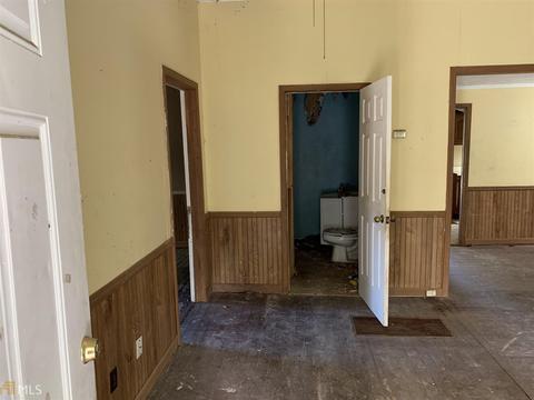 15 3rd St, Newnan, GA 30263 photo 5