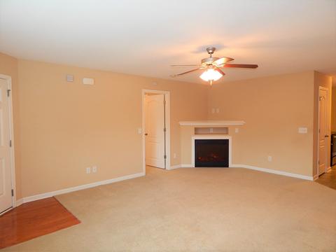 421 Haddenham Ct, Perry, GA 31069 photo 4