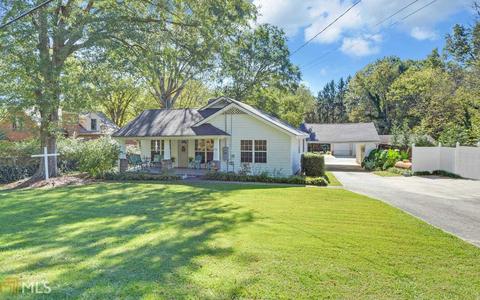 1156 E Tugalo St, Toccoa, GA 30577 photo 1