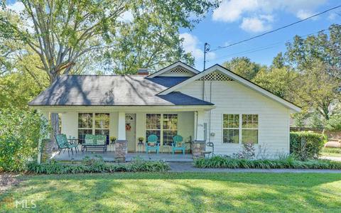 1156 E Tugalo St, Toccoa, GA 30577 photo 2