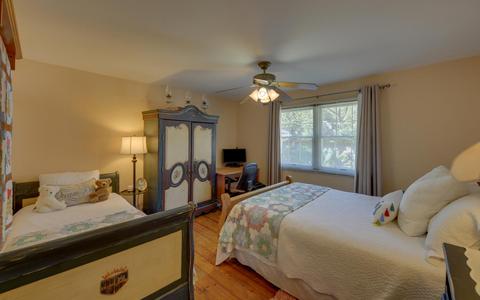 1156 E Tugalo St, Toccoa, GA 30577 photo 24