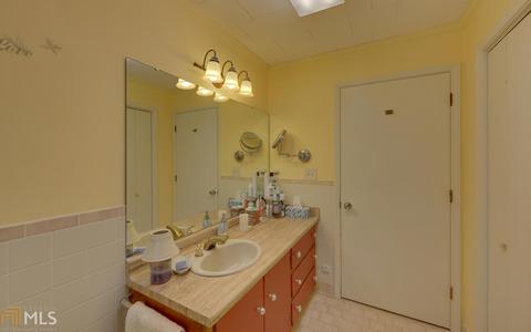 1156 E Tugalo St, Toccoa, GA 30577 photo 21