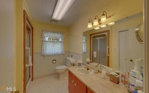 1156 E Tugalo St, Toccoa, GA 30577 photo 20
